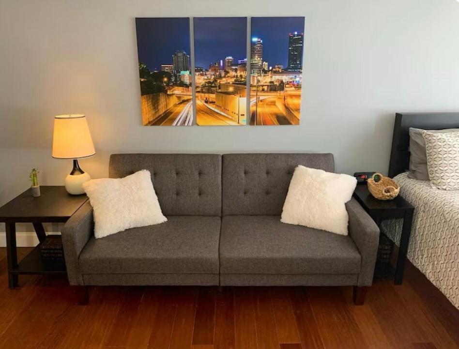Condo Close To Stadium And Free Parking Knoxville Exterior photo