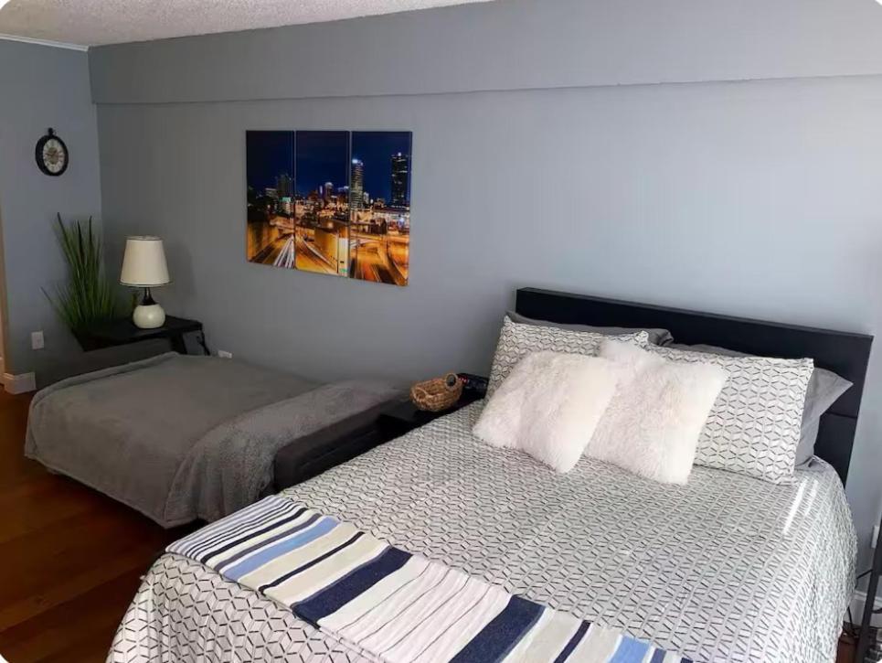 Condo Close To Stadium And Free Parking Knoxville Exterior photo